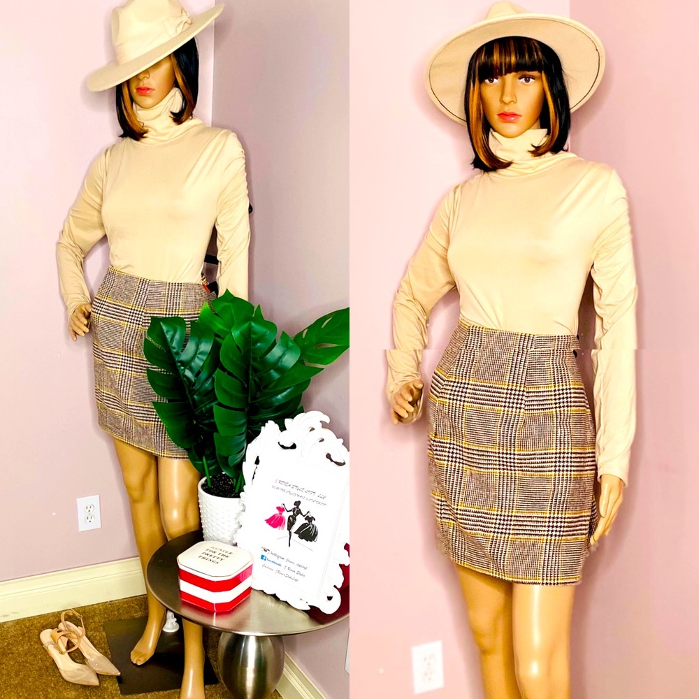 Fedora Hat, Turtleneck and Skirt